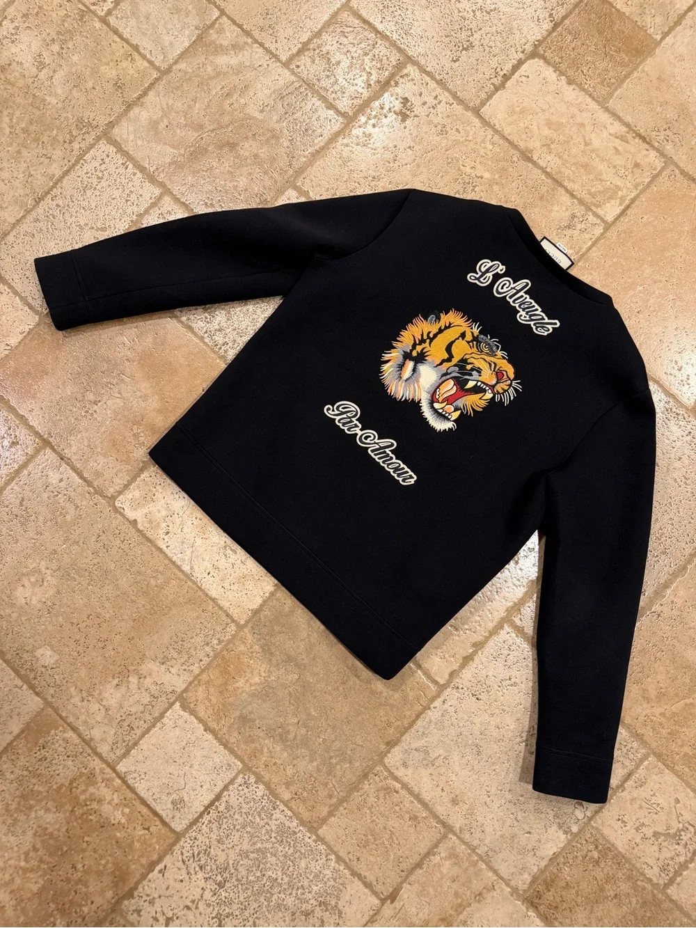 Gucci 2016 Snoopy Peanut / Tiger Embroidery Black Crewneck Sweatshirt